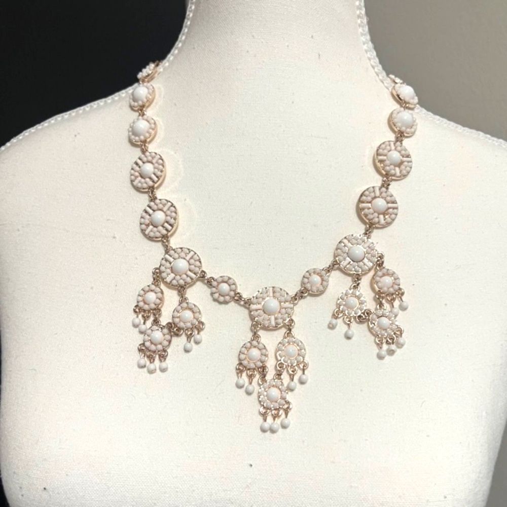 Vida Jewels Rose Gold Tone White Beaded Discs Pendant 24 Inch Statement Necklace